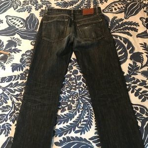 Men’s UNIQLO S002 Japanese dark jeans, Size 30x32.